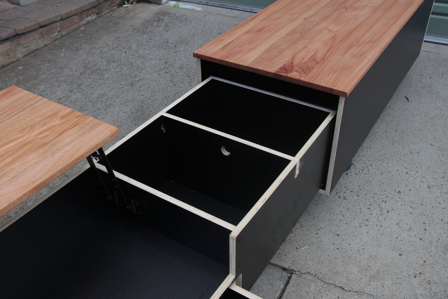 Pull-out Kitchen Bench Seat